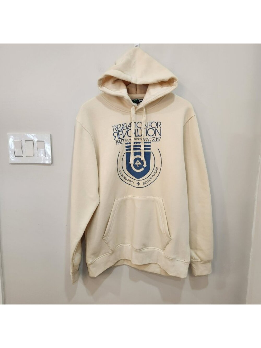LRG Lifted Research Group Hoodie Mens L Cream Revelation For Revolution Graphic